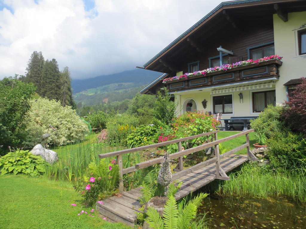 Gaestehaus Scharler Neukirchen am Großvenediger Buitenkant foto