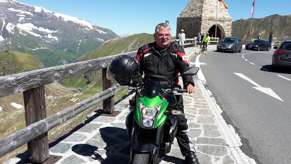 Gaestehaus Scharler Neukirchen am Großvenediger Buitenkant foto