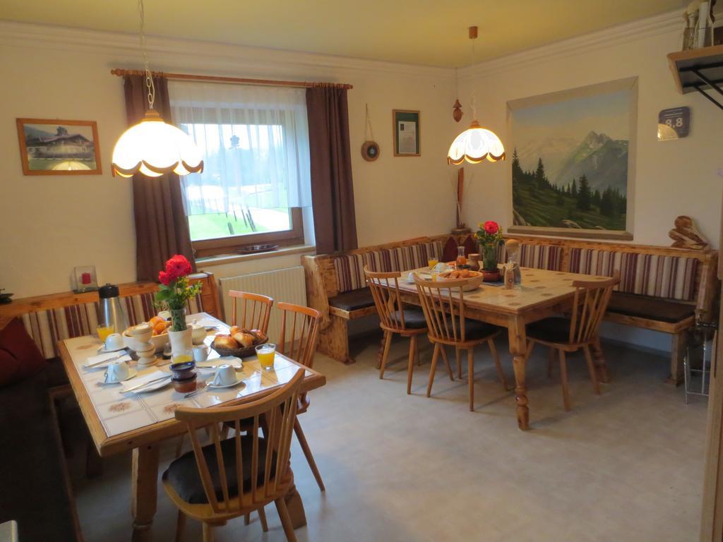 Gaestehaus Scharler Neukirchen am Großvenediger Buitenkant foto